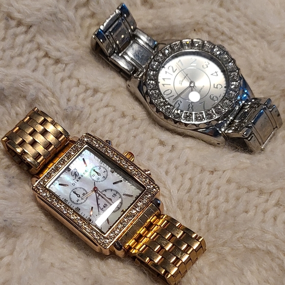 Ladies Fashion Watches - Picture 7 of 15